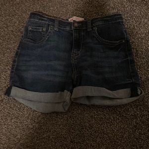 Cute Levi shorts size 12